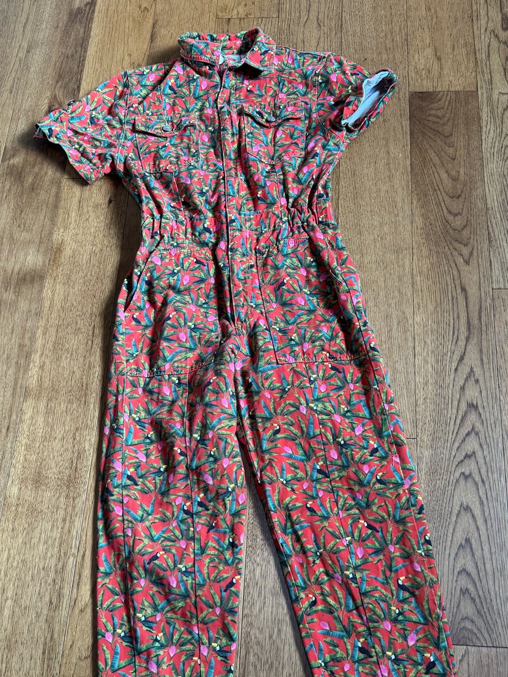 FARM Rio Red Tropical Print Short-Sleeve Jumpsuit - Picture 3 of 5
